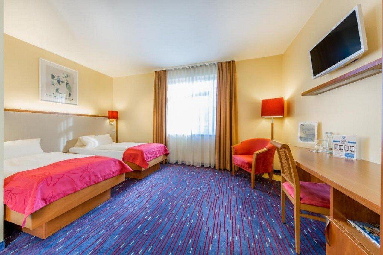 Hotel Am Schillerpark Esslingen am Neckar Dış mekan fotoğraf