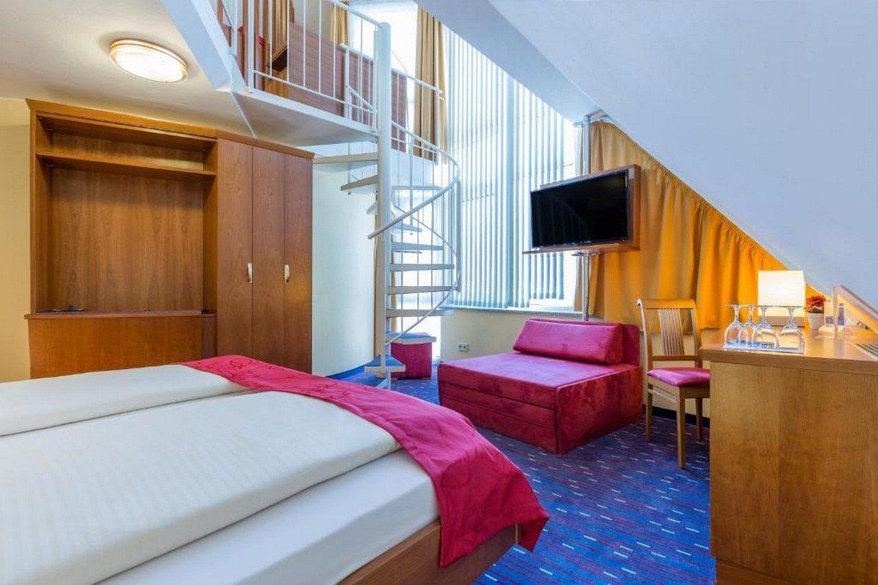 Hotel Am Schillerpark Esslingen am Neckar Dış mekan fotoğraf