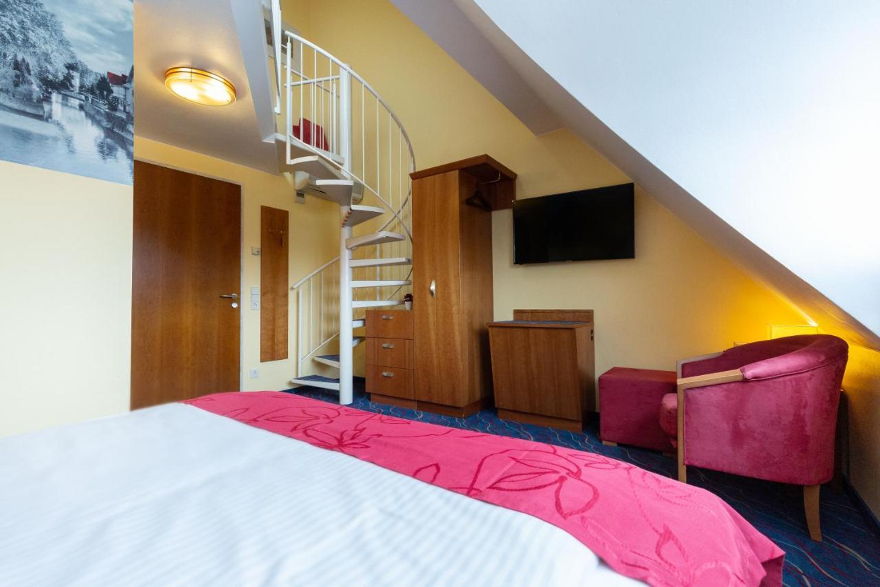 Hotel Am Schillerpark Esslingen am Neckar Dış mekan fotoğraf