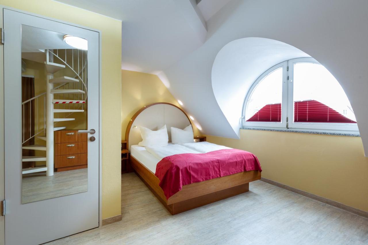 Hotel Am Schillerpark Esslingen am Neckar Dış mekan fotoğraf