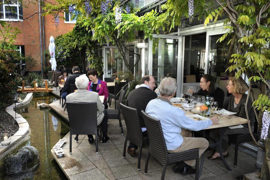 Hotel Am Schillerpark Esslingen am Neckar Dış mekan fotoğraf